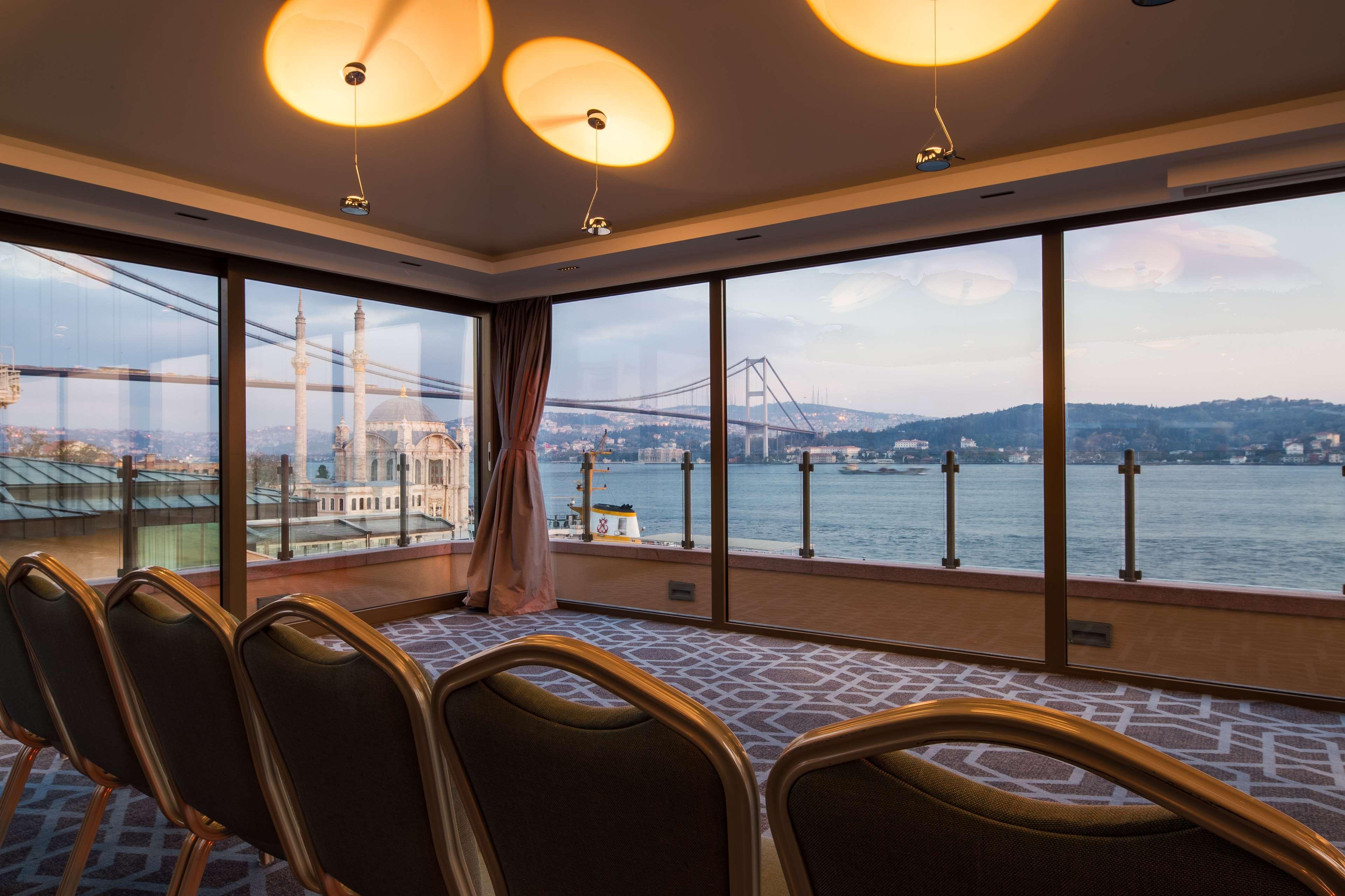 Radisson Blu Bosphorus Hotel Istanbul Bagian luar foto The Bayview
