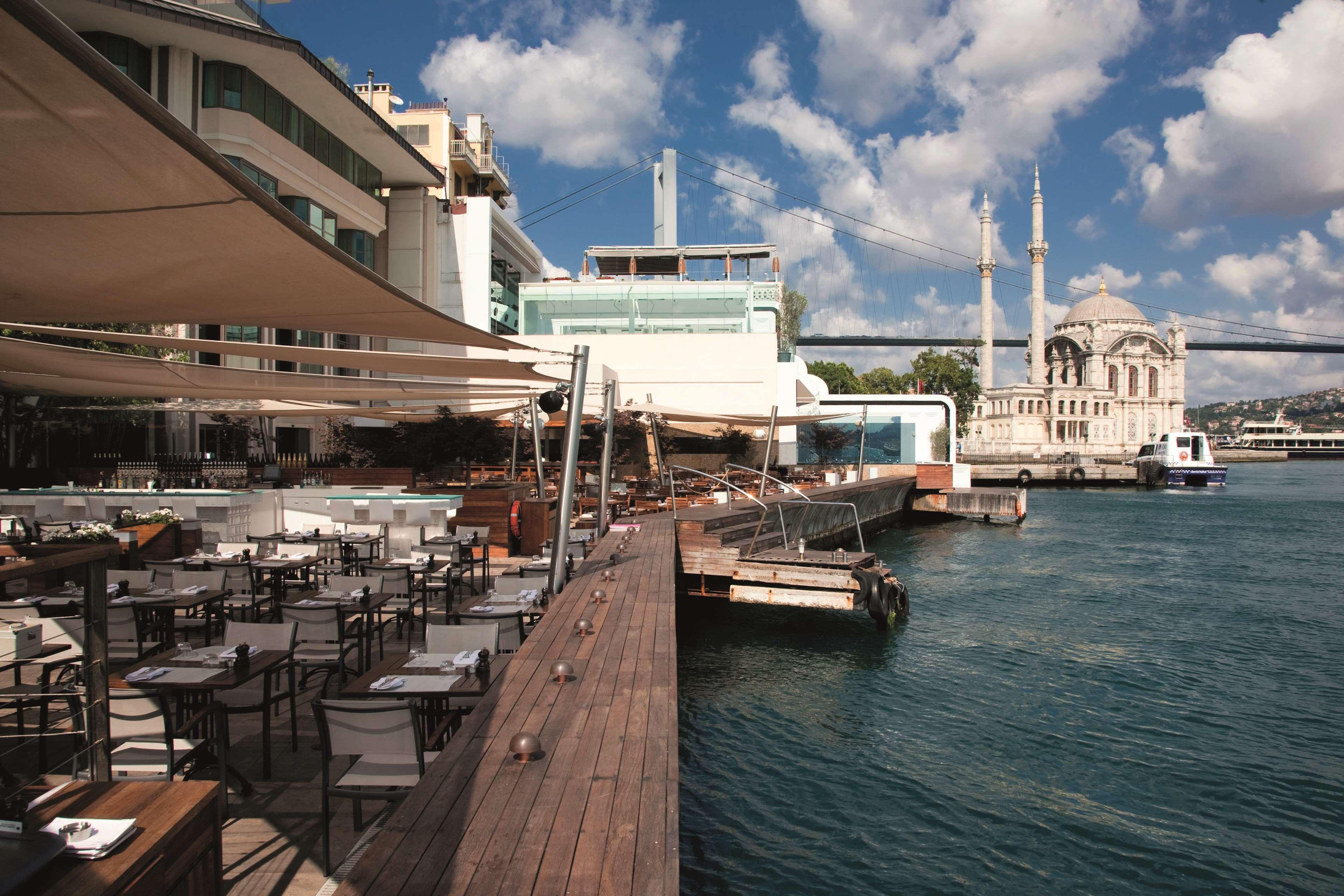 Radisson Blu Bosphorus Hotel Istanbul Bagian luar foto The Bosphorus