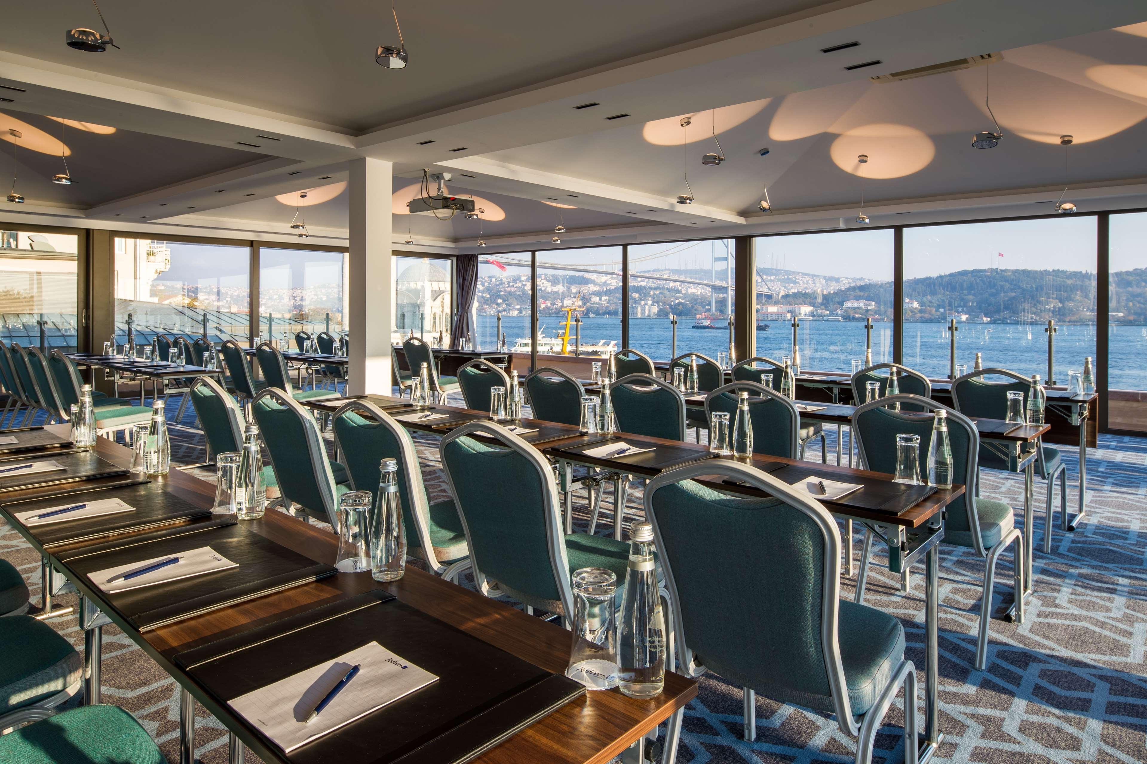 Radisson Blu Bosphorus Hotel Istanbul Bagian luar foto The Westin Athens