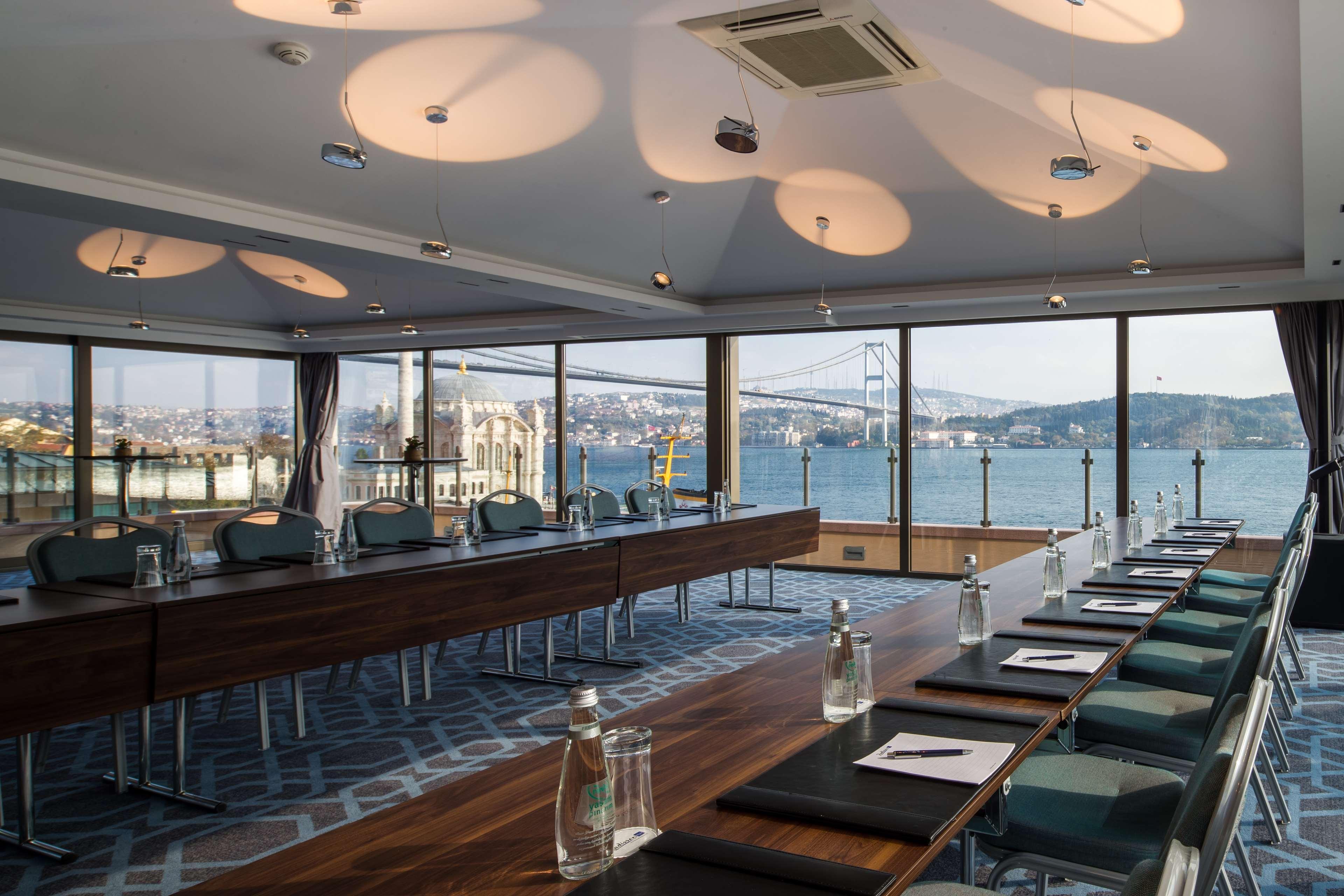 Radisson Blu Bosphorus Hotel Istanbul Bagian luar foto The meeting room